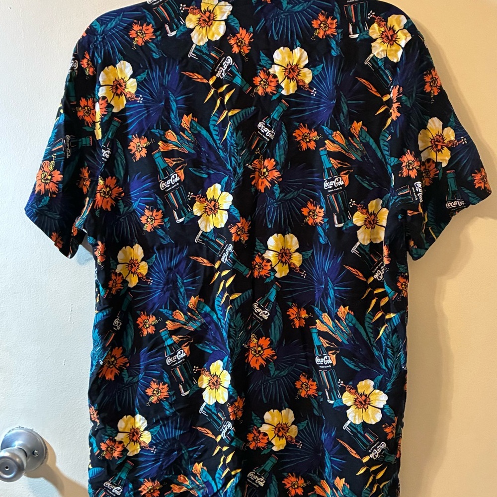Coca Cola Hawaiian Shirt Coke Tropical Nostalgia Retro Collector Resortwear L - Picture 2 of 8